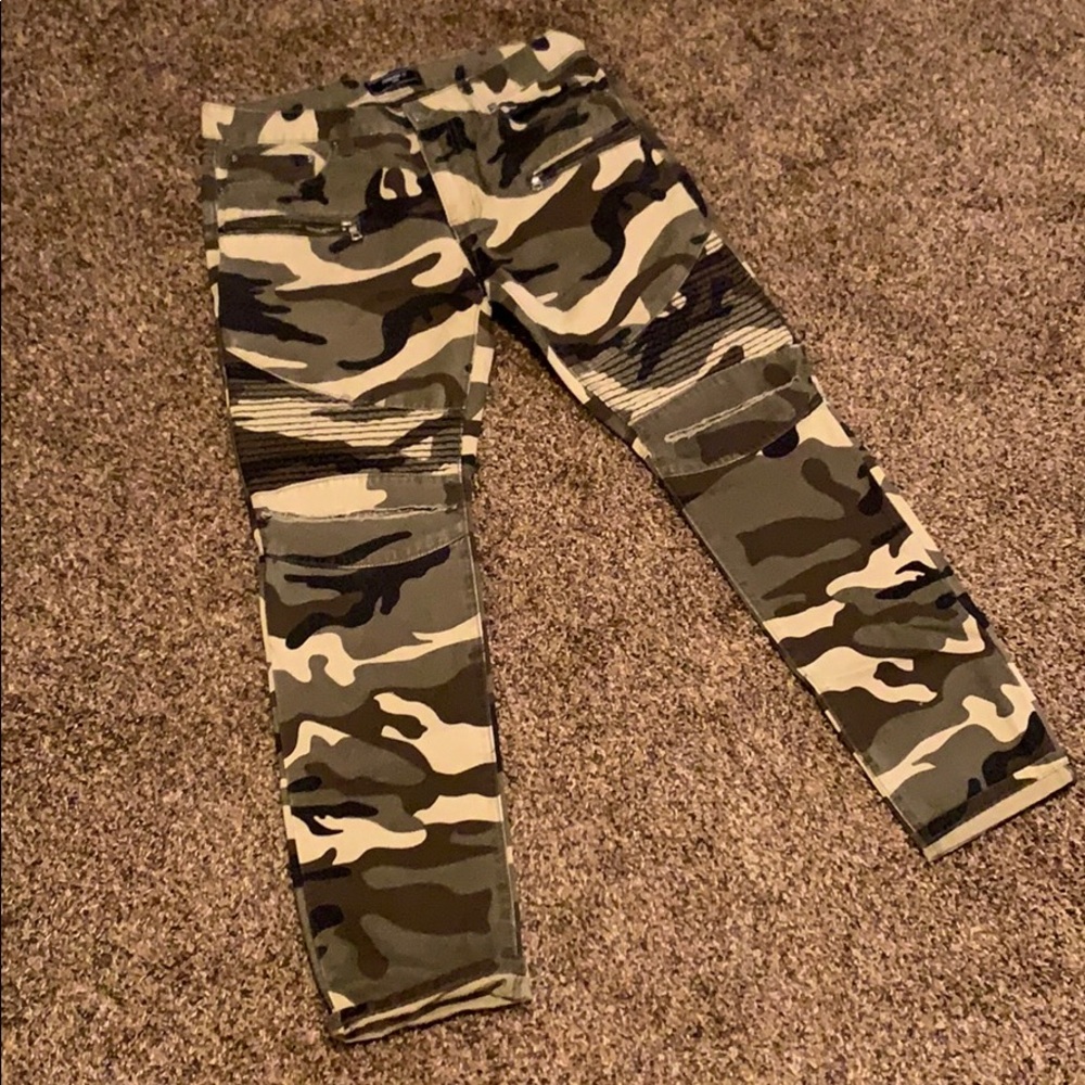 MENS CAMO PANTS